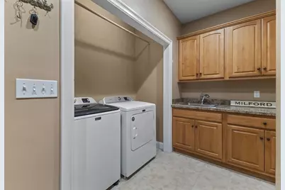 8 Karen Ln, Milford, MA 01757 - Photo 19