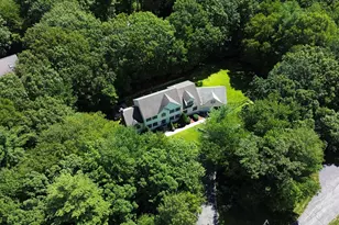8 Karen Ln, Milford, MA 01757 - Photo 3