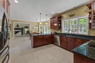 8 Karen Ln, Milford, MA 01757 - Photo 7