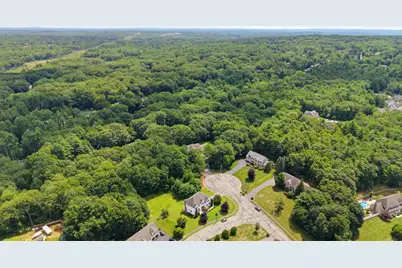 8 Karen Ln, Milford, MA 01757 - Photo 41