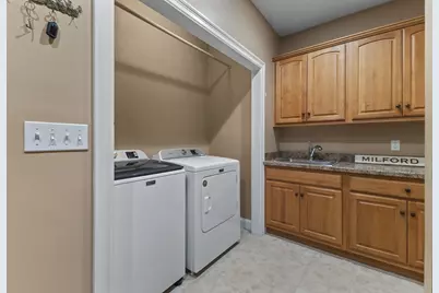 8 Karen Ln, Milford, MA 01757 - Photo 19