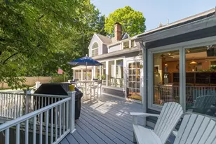 2 Horseshoe Ln, Hamilton, MA 01982 - Photo 11