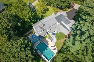 2 Horseshoe Ln, Hamilton, MA 01982 - Photo 3