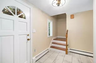 2 Horseshoe Ln, Hamilton, MA 01982 - Photo 13