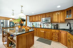 2 Horseshoe Ln, Hamilton, MA 01982 - Photo 15