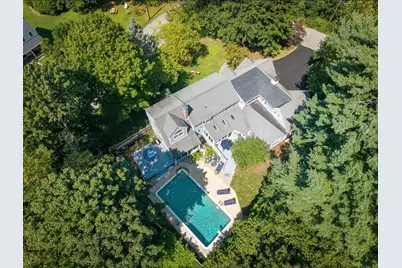 2 Horseshoe Lane, Hamilton, MA 01982 - Photo 3