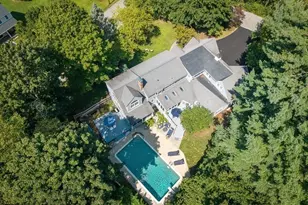 2 Horseshoe Ln, Hamilton, MA 01982 - Photo 3