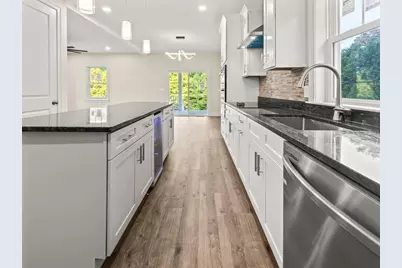 132 Barrington Rd, Longmeadow, MA 01106 - Photo 9