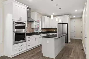 132 Barrington Rd, Longmeadow, MA 01106 - Photo 3
