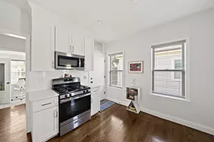 27 Whitten St, Boston, MA 02122 - Photo 7