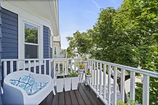 27 Whitten St, Boston, MA 02122 - Photo 21