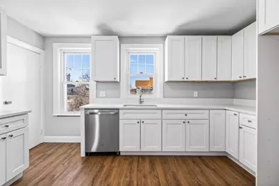 267-269 Farrington St #2, Quincy, MA 02170 - Photo 3