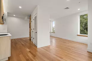 58 Kent, Brookline, MA 02445 - Photo 5