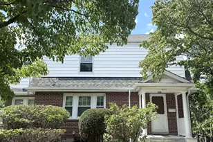 1639 Washington St, Newton, MA 02465 - Photo 1