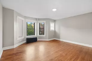 456 Maple St, Holyoke, MA 01040 - Photo 5