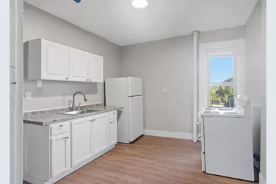 456 Maple St #3FL FL, Holyoke, MA 01040 - Photo 9