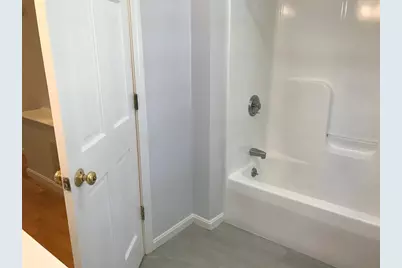 18 Westwood Street #18, Newton, MA 02465 - Photo 7