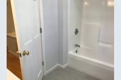 18 Westwood Street #18, Newton, MA 02465 - Photo 7