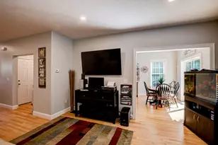 658 Massachusetts Ave, Lunenburg, MA 01462 - Photo 9