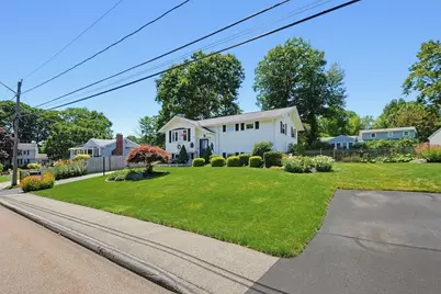 3 Cornell Drive, Milford, MA 01757 - Photo 3