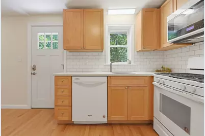 71 Carpenter Rd, Walpole, MA 02081 - Photo 13