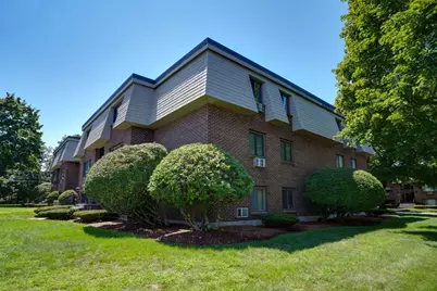 6 Hallmark Gdns #9, Burlington, MA 01876 - Photo 13