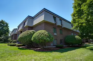 6 Hallmark Gdns, Burlington, MA 01876 - Photo 13