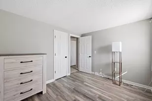 35 Hamar Dr, Agawam, MA 01030 - Photo 15