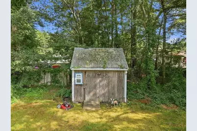 62 Purchase St, Carver, MA 02330 - Photo 11