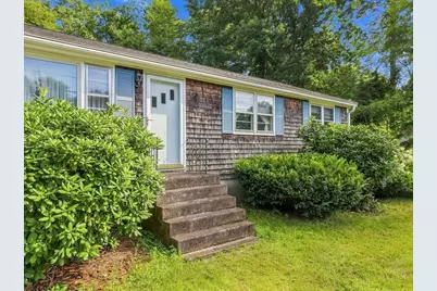 62 Purchase St, Carver, MA 02330 - Photo 13