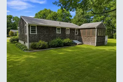 62 Purchase St, Carver, MA 02330 - Photo 5