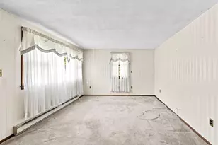 62 Purchase St, Carver, MA 02330 - Photo 15