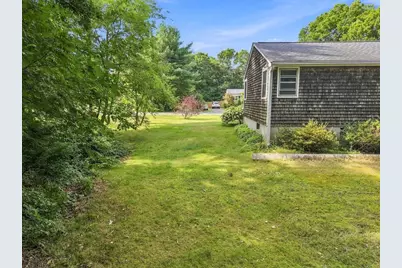 62 Purchase St, Carver, MA 02330 - Photo 7