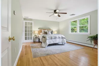 6 Hillcrest Rd, Bedford, MA 01730 - Photo 17