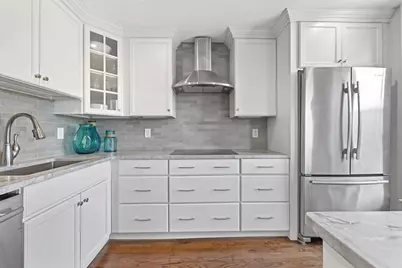 23 Bay State Road #4, Boston, MA 02215 - Photo 15