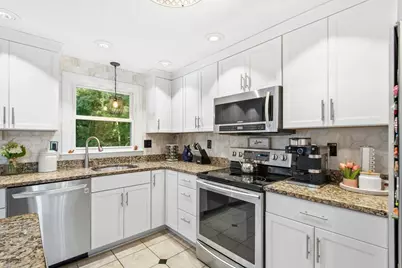 23 Dorchester Street, Wilmington, MA 01877 - Photo 15