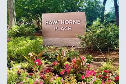 9 Hawthorne Pl #14H, Boston, MA 02114 - Photo 37