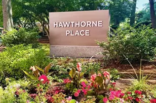 9 Hawthorne Pl, Boston, MA 02114 - Photo 37