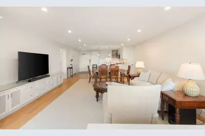 9 Hawthorne Pl #14H, Boston, MA 02114 - Photo 17