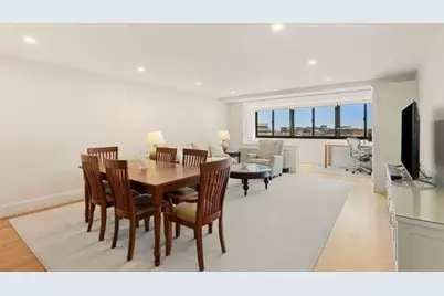 9 Hawthorne Pl #14H, Boston, MA 02114 - Photo 11