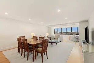 9 Hawthorne Pl, Boston, MA 02114 - Photo 11
