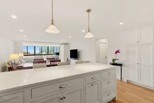 9 Hawthorne Pl, Boston, MA 02114 - Photo 9