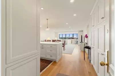 9 Hawthorne Pl #14H, Boston, MA 02114 - Photo 1