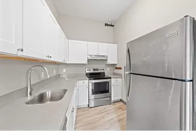 5-7 Pleasant Street #501, Worcester, MA 01609 - Photo 5