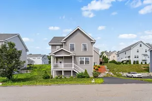 20 Boxwood Dr, Littleton, MA 01460 - Photo 1