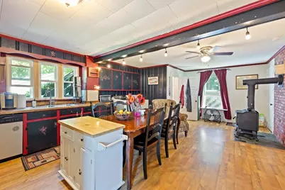 291 N Main St, North Brookfield, MA 01535 - Photo 15