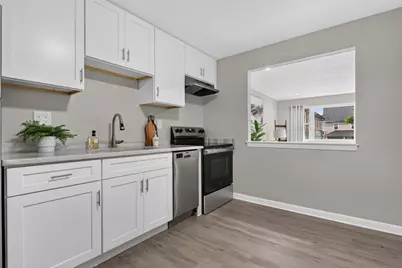 924 Main St #23, Woburn, MA 01801 - Photo 5