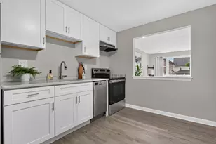 924 Main St, Woburn, MA 01801 - Photo 5
