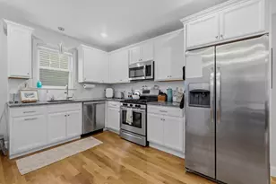 588 Adams, Boston, MA 02122 - Photo 5