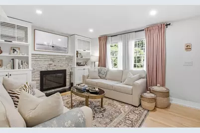 2 Captiva Rd #C, Walpole, MA 02081 - Photo 5
